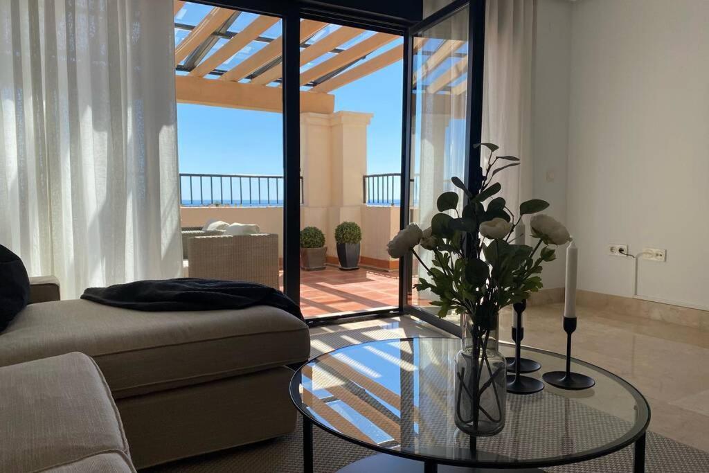 Ferienwohnung Penthouse With Sea Views In Marbella Exterior foto