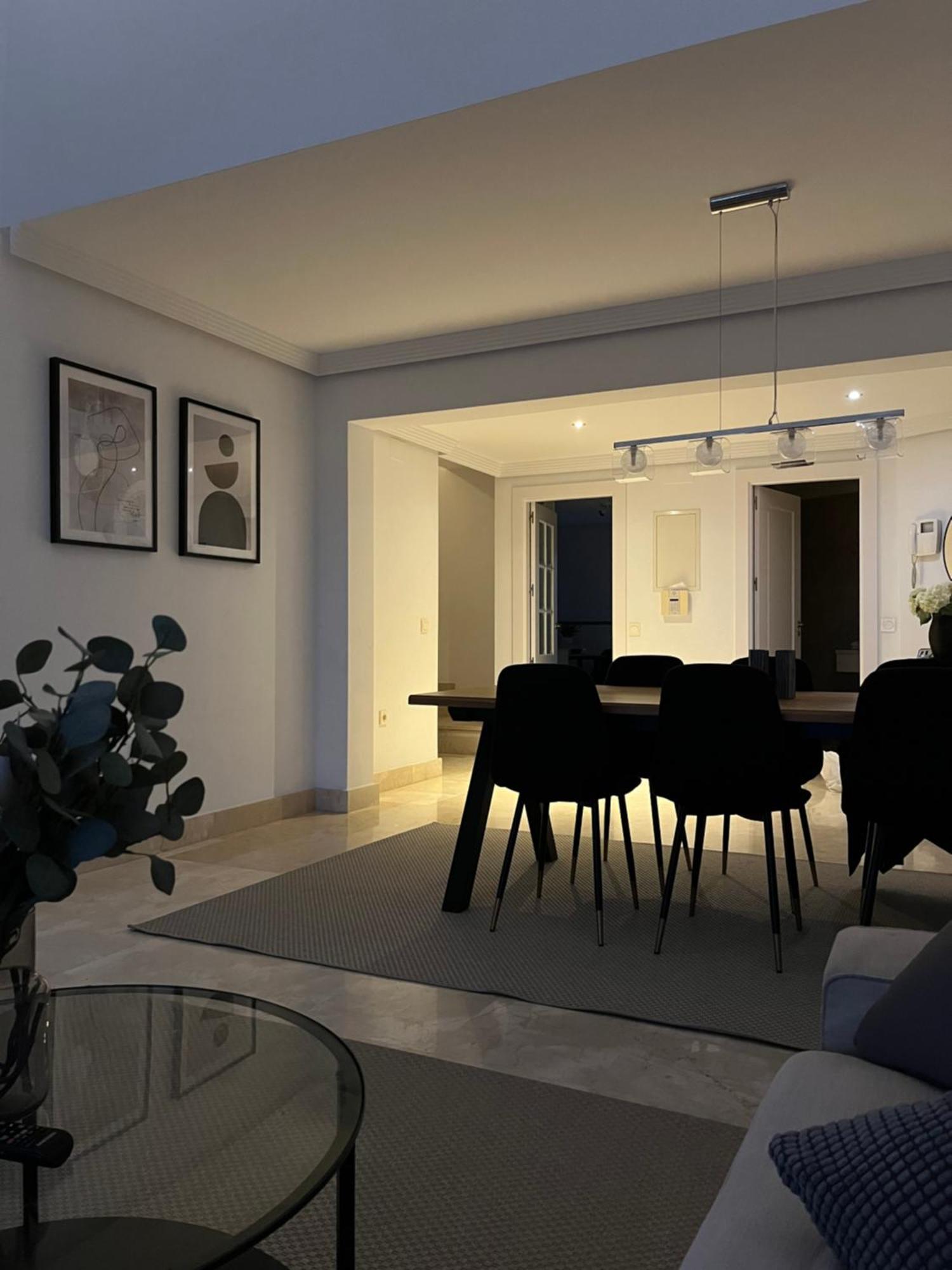Ferienwohnung Penthouse With Sea Views In Marbella Exterior foto